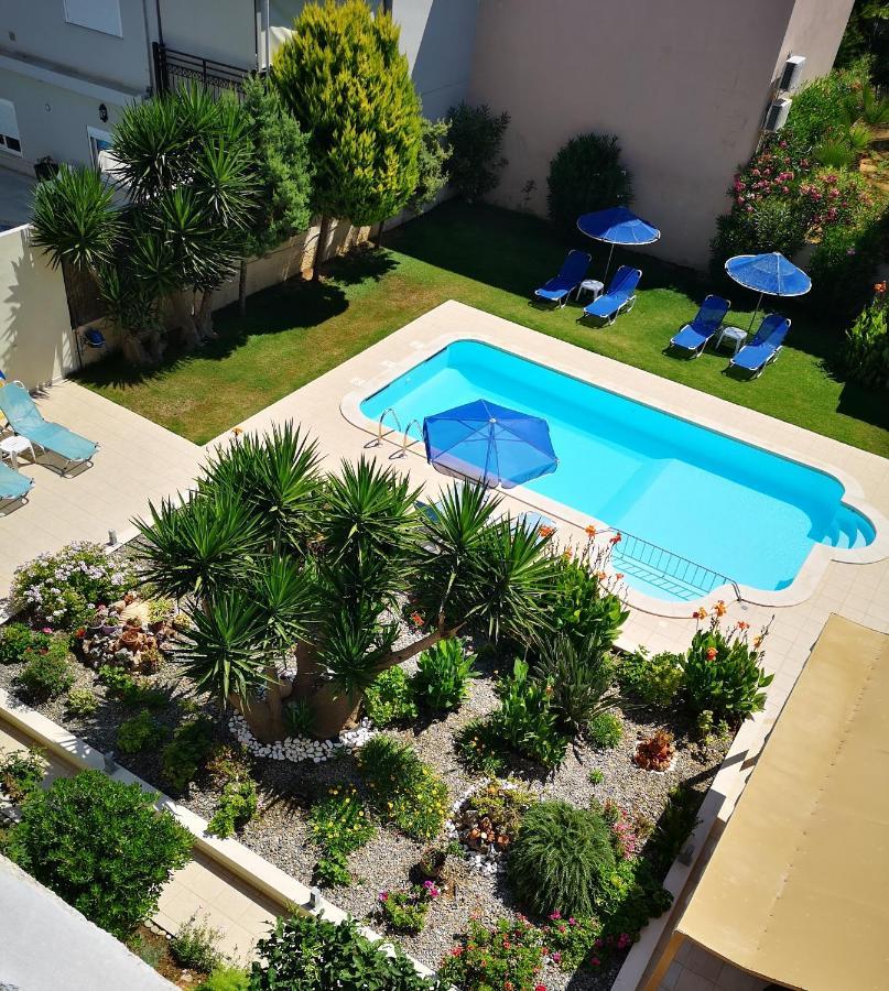 Nicolas & Aparthotel Agia Marina (Crete)