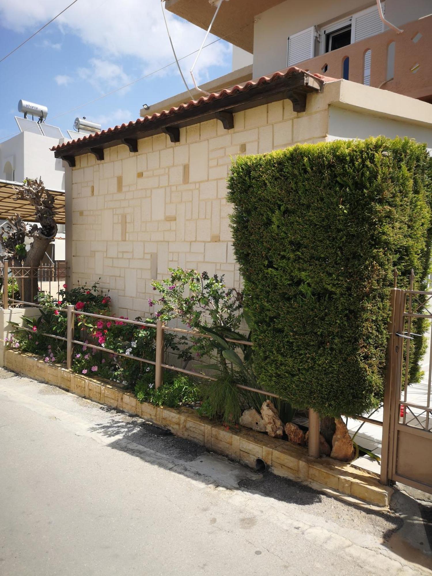 Apart Otel Nicolas & 3*