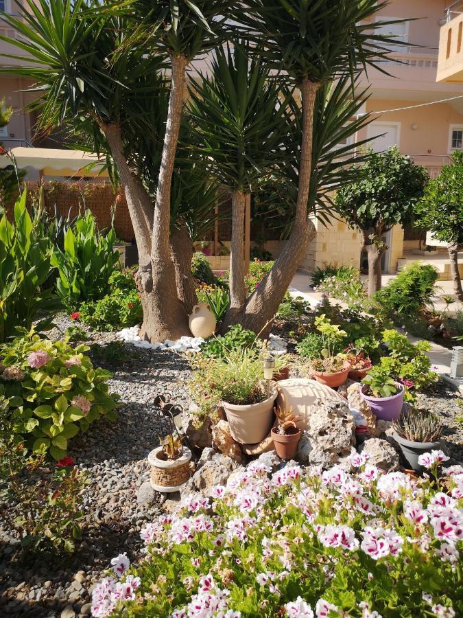 Nicolas & 3* Agia Marina (Crete)