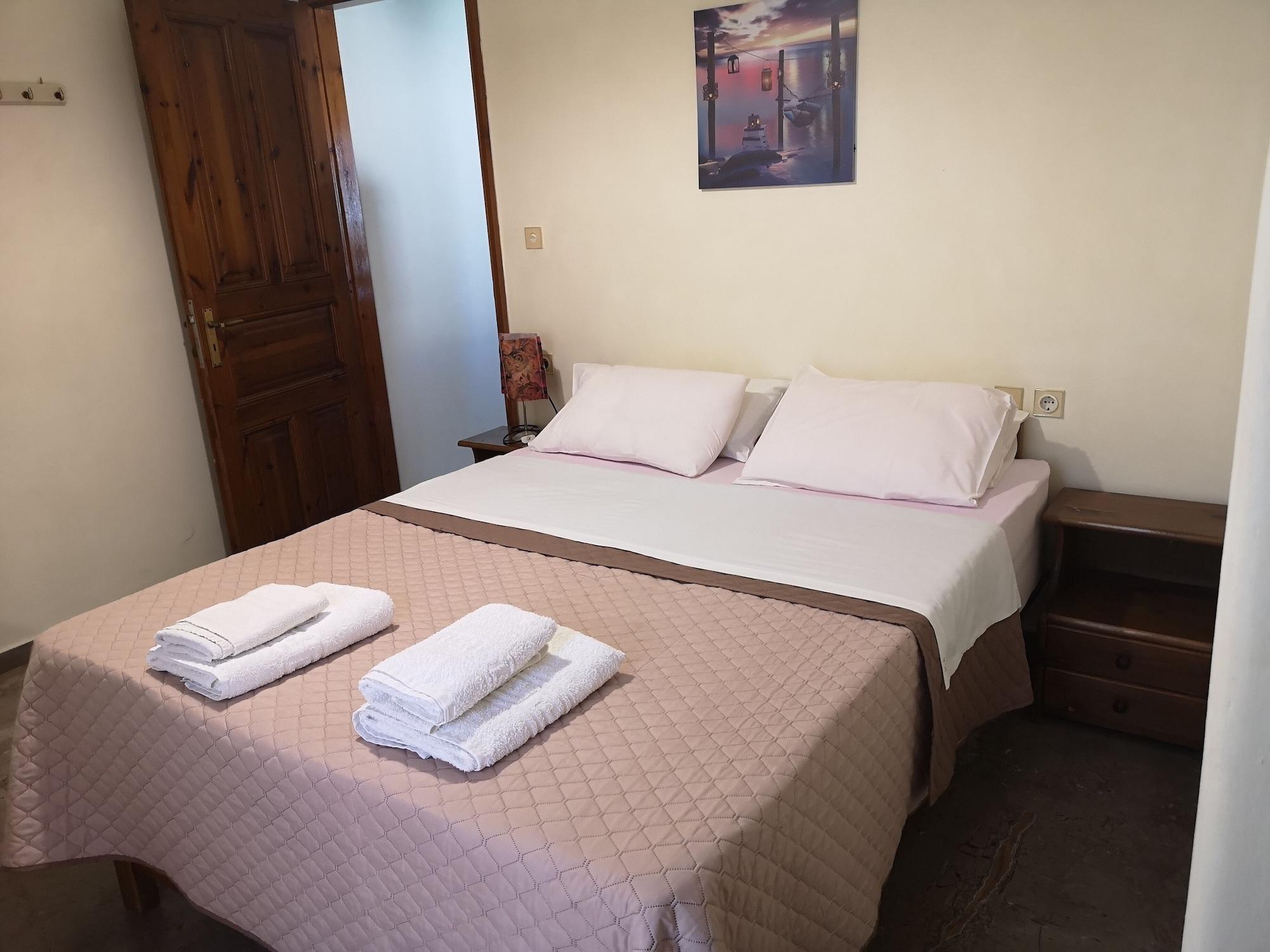 Nicolas & Aparthotel Agia Marina (Crete)
