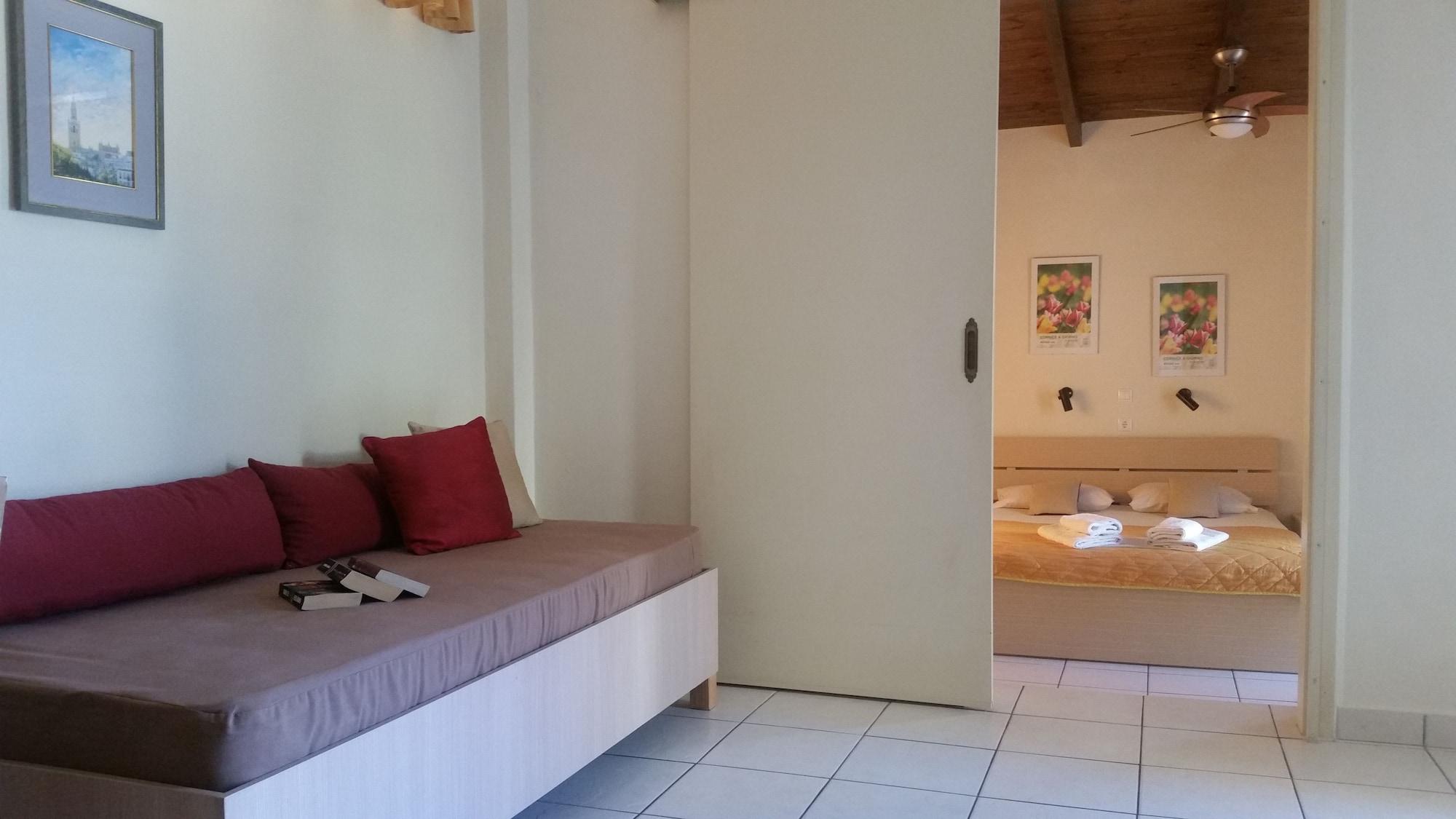 Aparthotel Nicolas & Agia Marina (Crete)