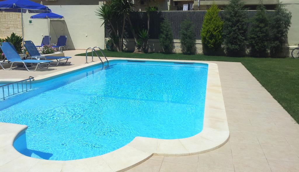 Aparthotel Nicolas & Agia Marina (Crete)