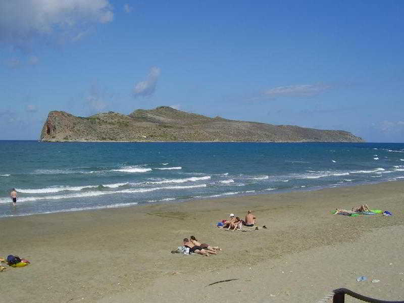 Nicolas & Aparthotel 3*