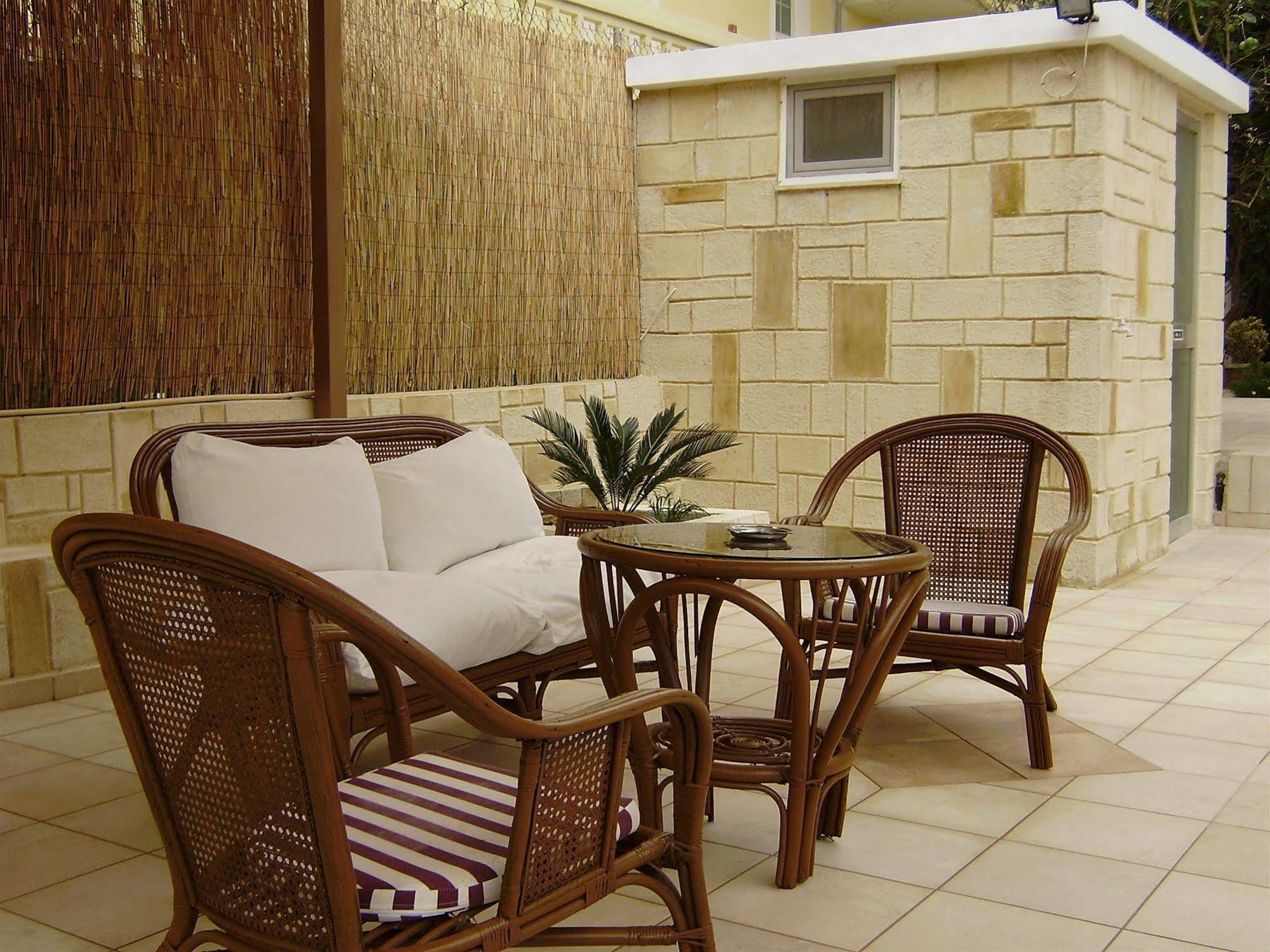Nicolas & Aparthotel