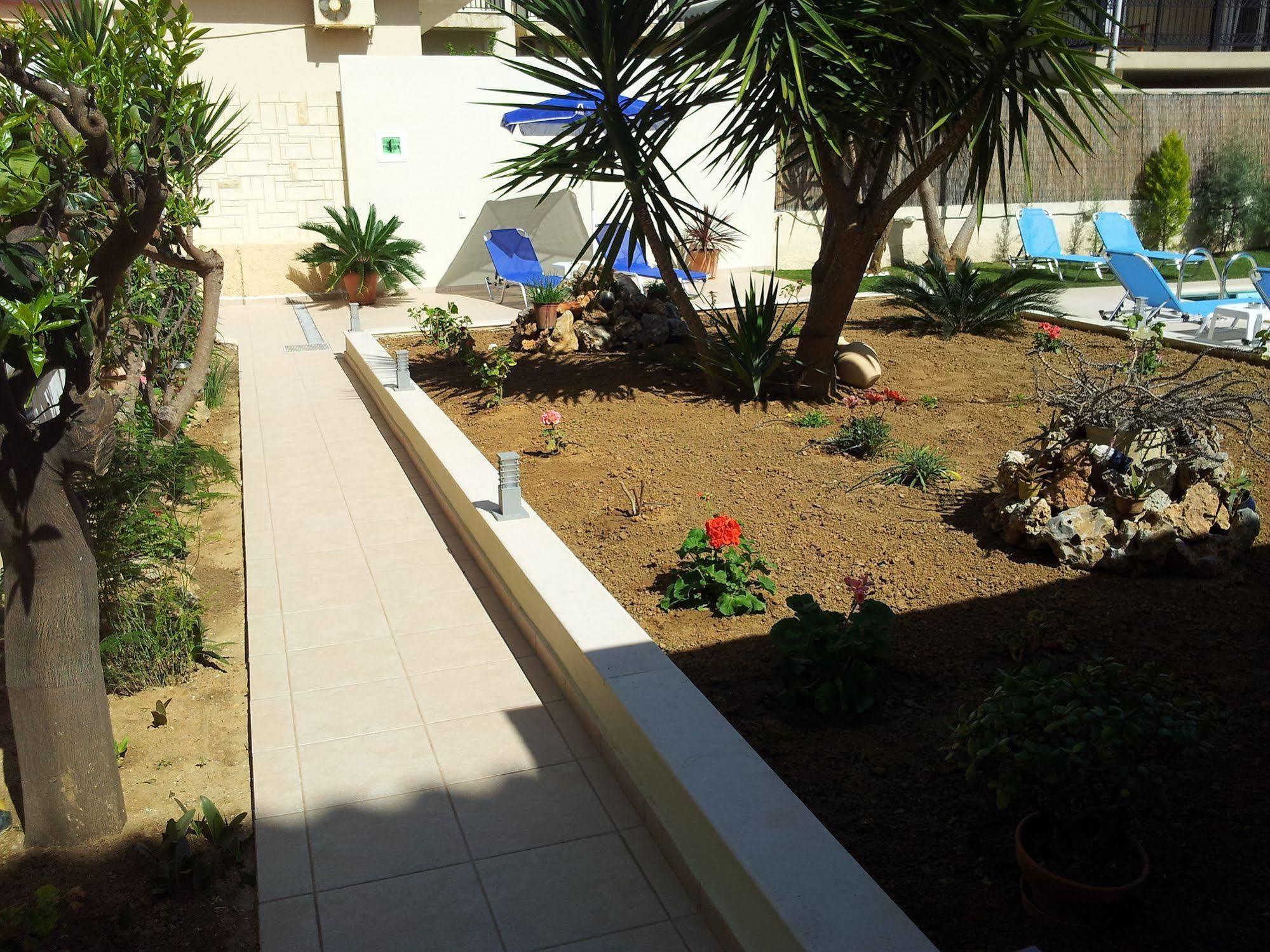 Nicolas & 3* Agia Marina (Crete)